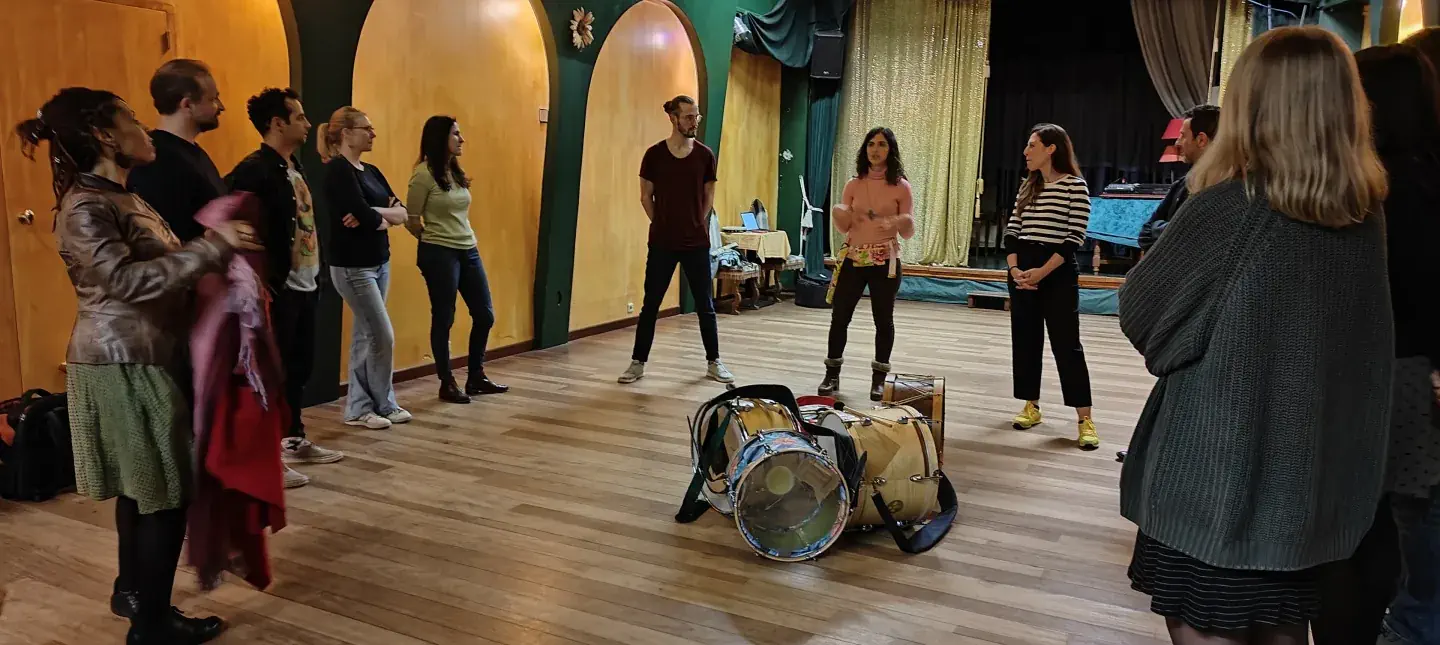 Salle Dublin during a class at Conexão